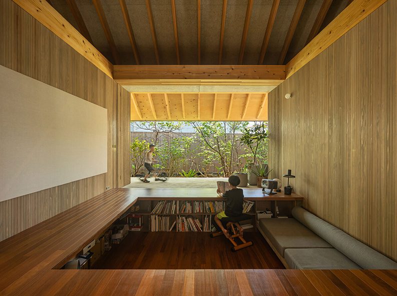 Casa AMAMI by Sakai Architects