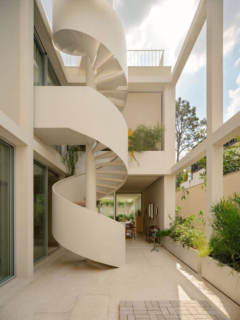 Casa Atlântica by Felipe Hess Arquitetos