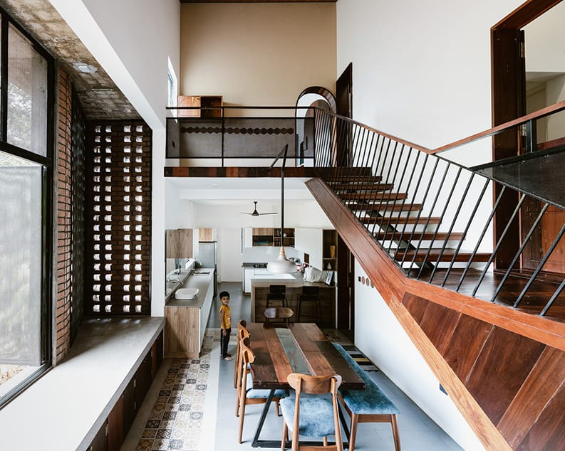 Casa Bay Leaf. Una vivienda rodeada de árboles históricos