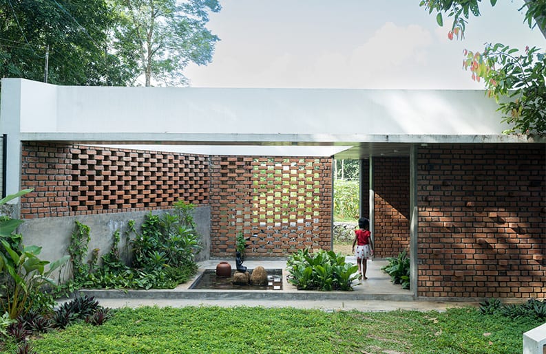 Casa Bay Leaf. Una vivienda rodeada de árboles históricos
