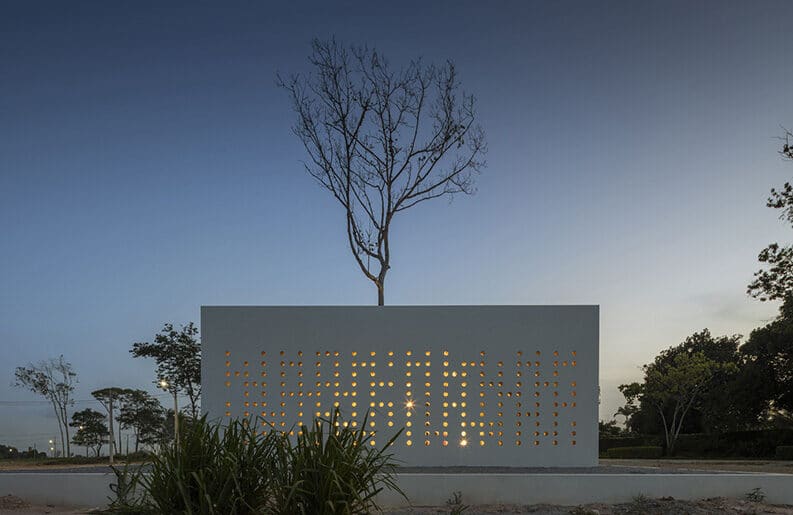 Casa Blanca by NEBR arquitetura