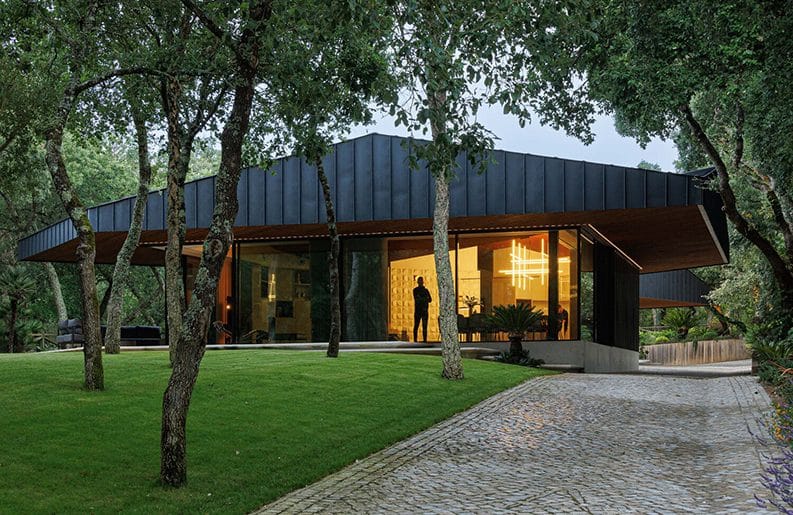 Casa CC by Inception Architects Studio