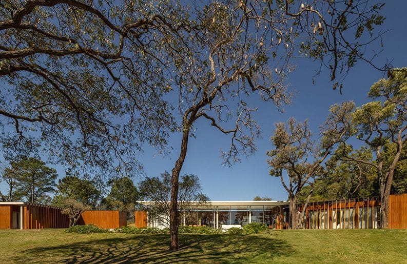 Casa CG by Estúdio Naia