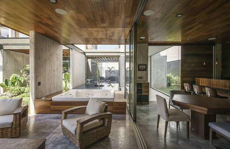 Casa CX3, LM Arkylab, Yoshihiro Koitani