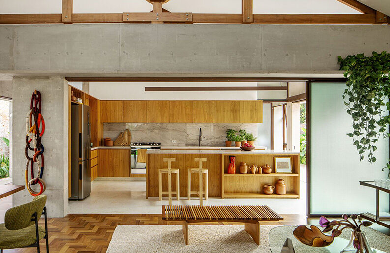 Casa Cafelândia by Ana Sawaia Arquitetura