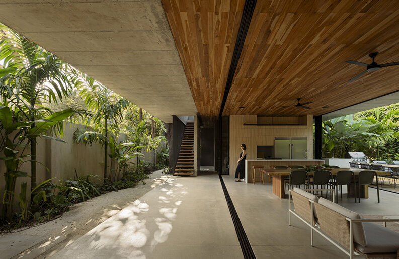 Casa Calma by Carazo Arquitectura