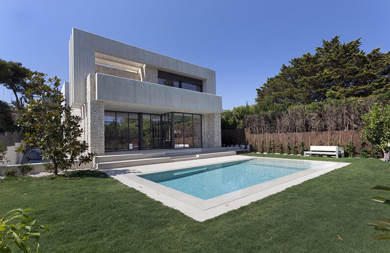 Casa Campolivar by Antonio Altarriba Arquitectos