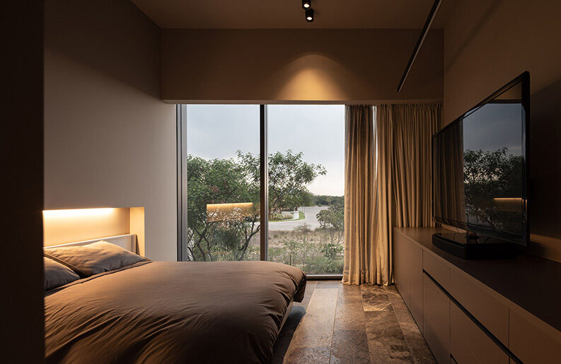 Casa Capuchinas by LABarq