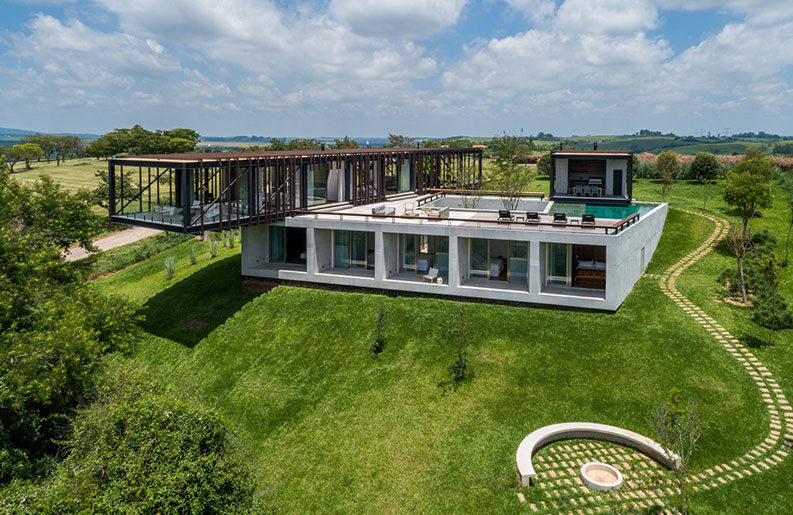 Casa Cigarra by FGMF