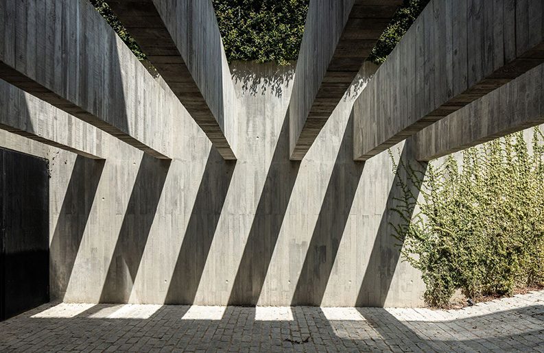 Casa Colinas by Atelier Data