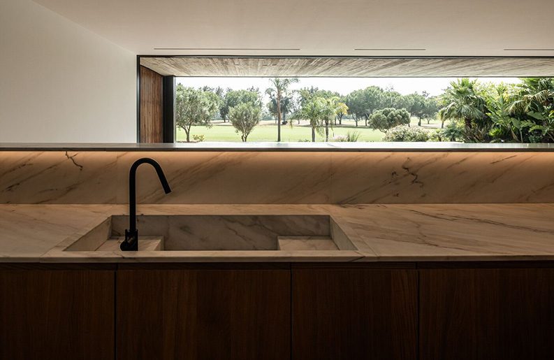 Casa Colinas by Atelier Data