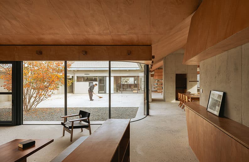 Casa Cross by Chaoffice