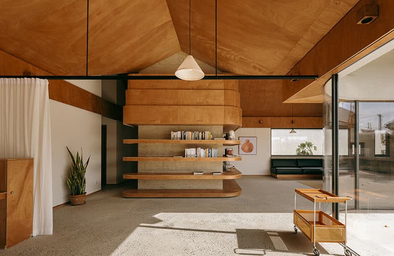 Casa Cross by Chaoffice