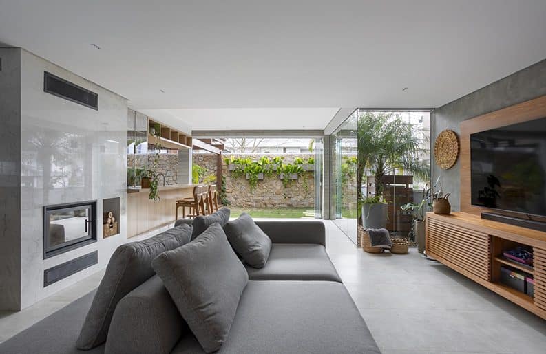 Casa Cubo by Estúdio Convexo Arquitetura