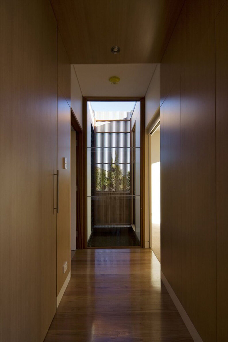 Casa Curl Curl by CplusC Architects + Builders