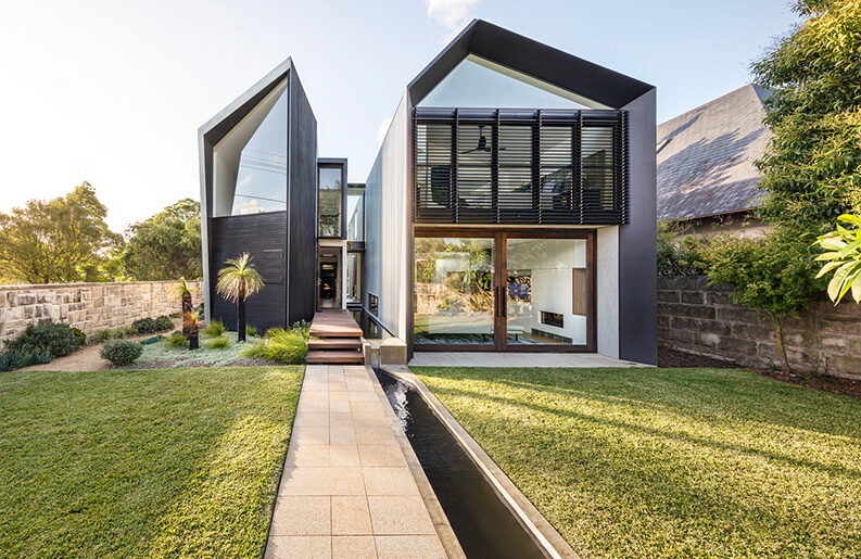 Casa Doncella de Hierro by CplusC Architects + Builders