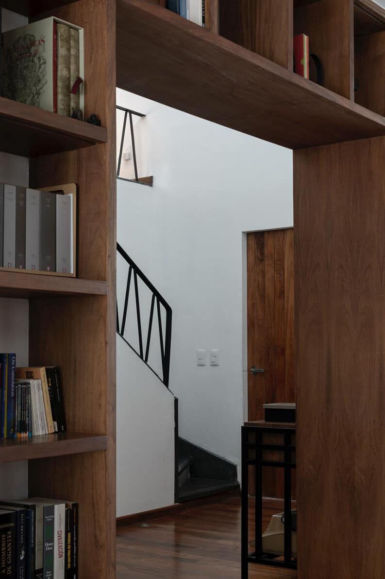 Casa E by Lucio Muniain et at
