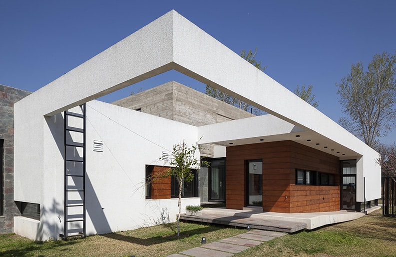 Casa EG by C&R ARQUITECTURA + PAISAJISMO