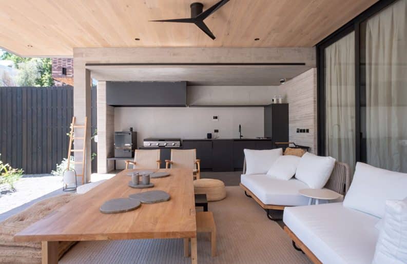 Casa Eje de Agua by Estudio i