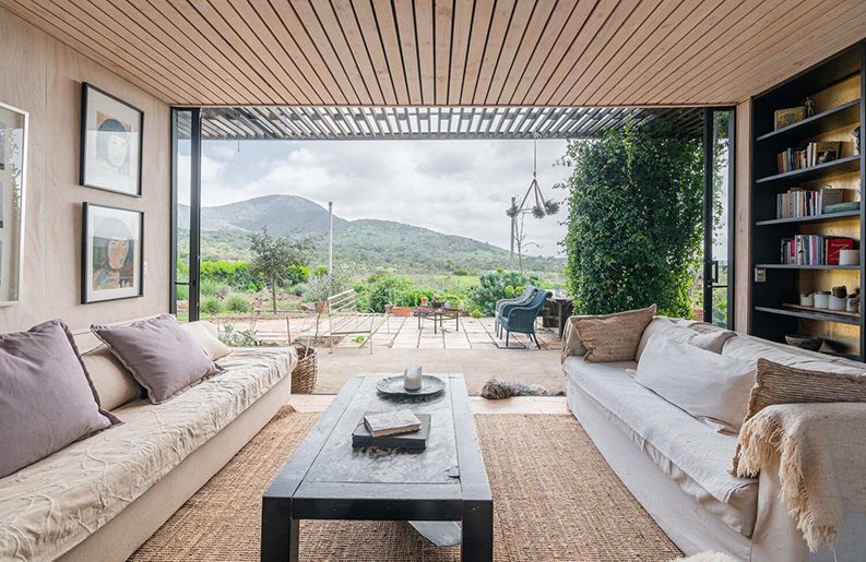 Casa El Tome by COLECTIVO