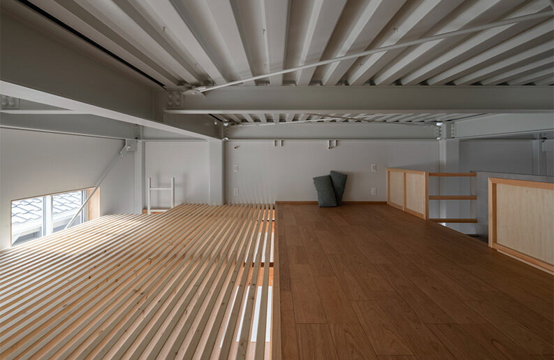 Casa Elevada del Suelo by nanometer architecture