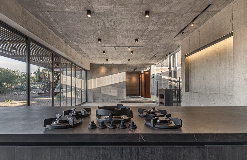 Casa Estrato by Blending Dots Arquitectos + ARQ. Rogelio Castillo