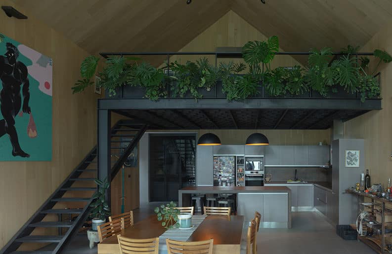 Casa Flecha by Mora Hughes Arquitectos