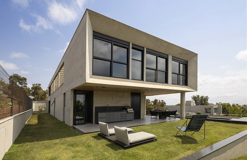 Casa GM by Frederico Bicalho Arquitetura 