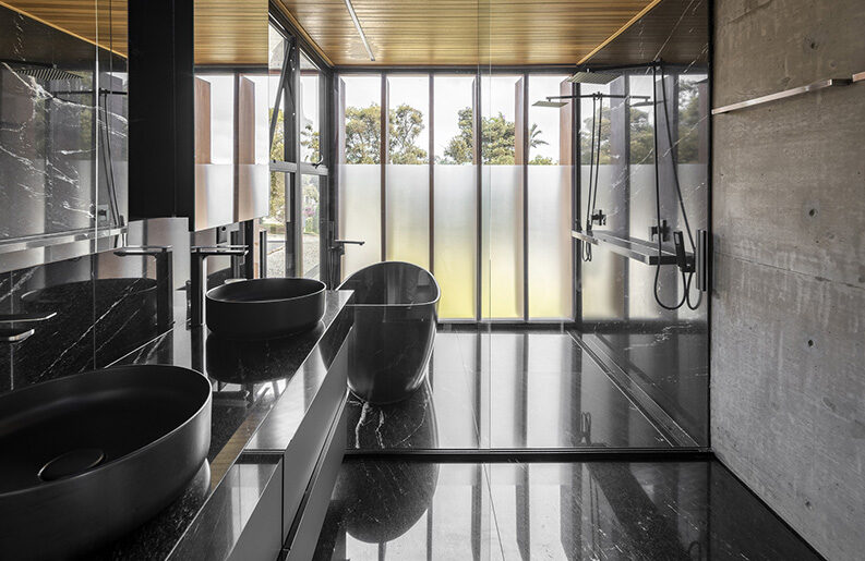 Casa GM by Frederico Bicalho Arquitetura 