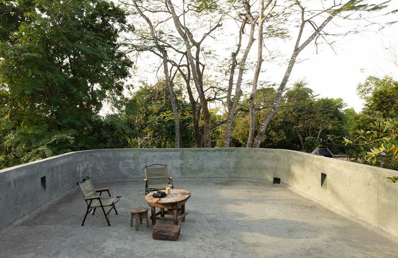 Casa Gruta by Adela Villarreal, Salvador Hernández
