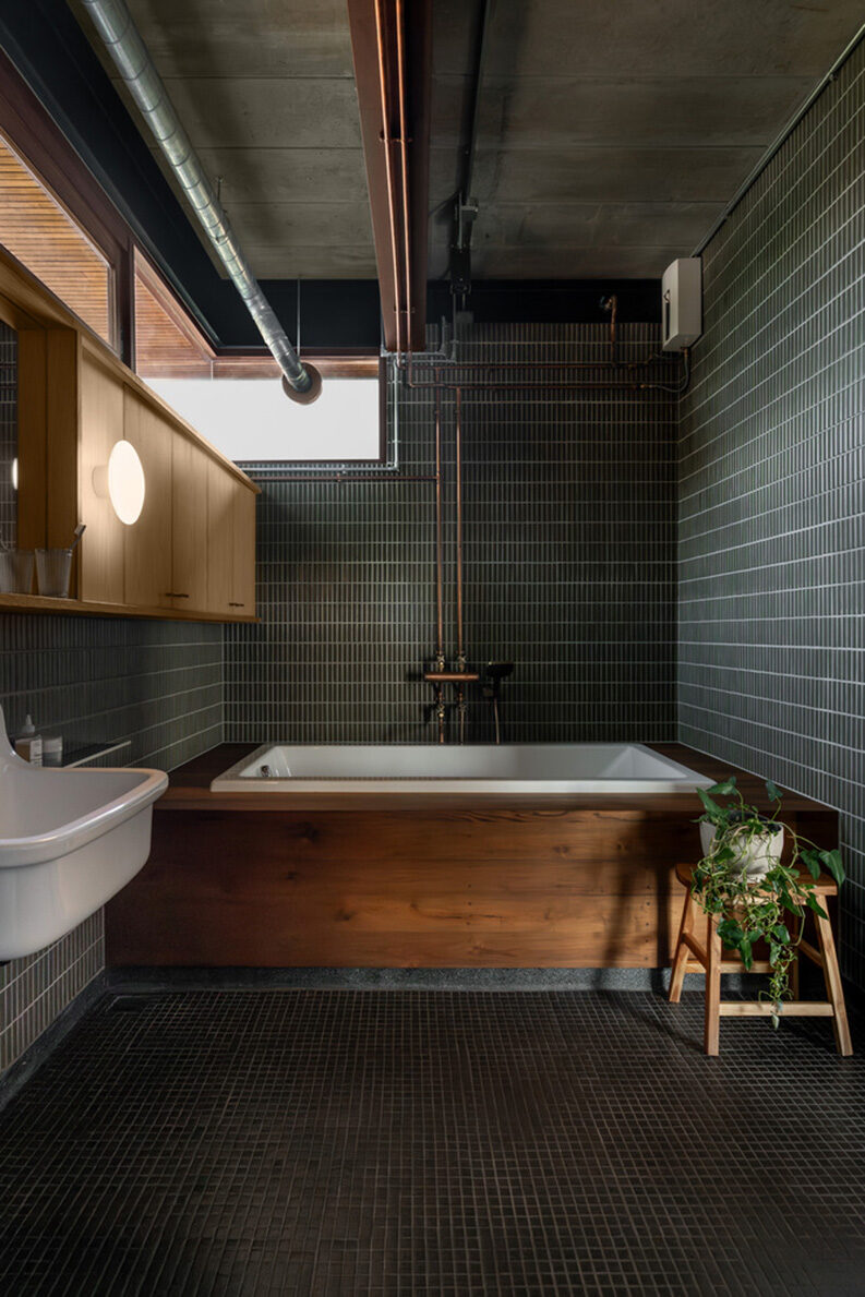 Casa H168 by Only Human