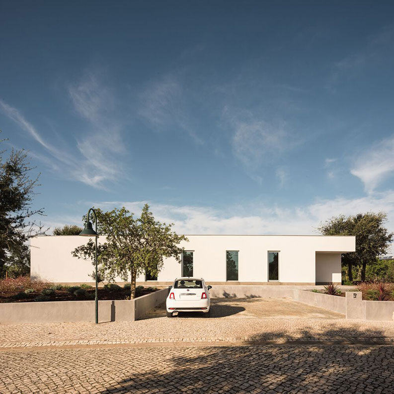 Casa HD by Desvão Atelier