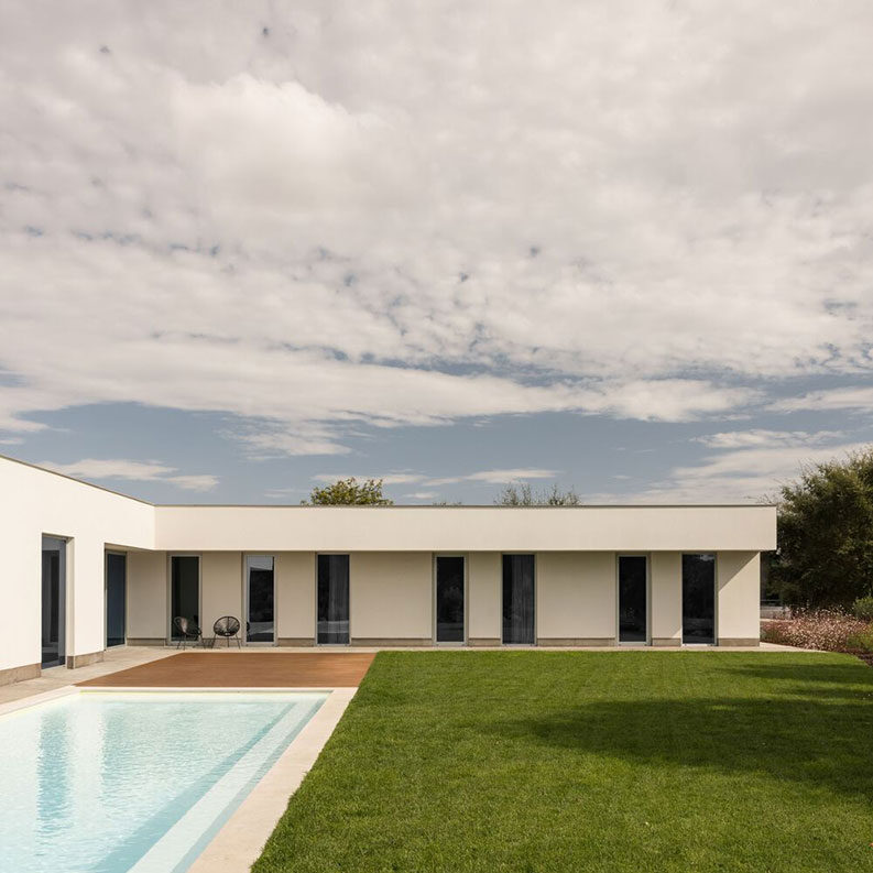 Casa HD by Desvão Atelier