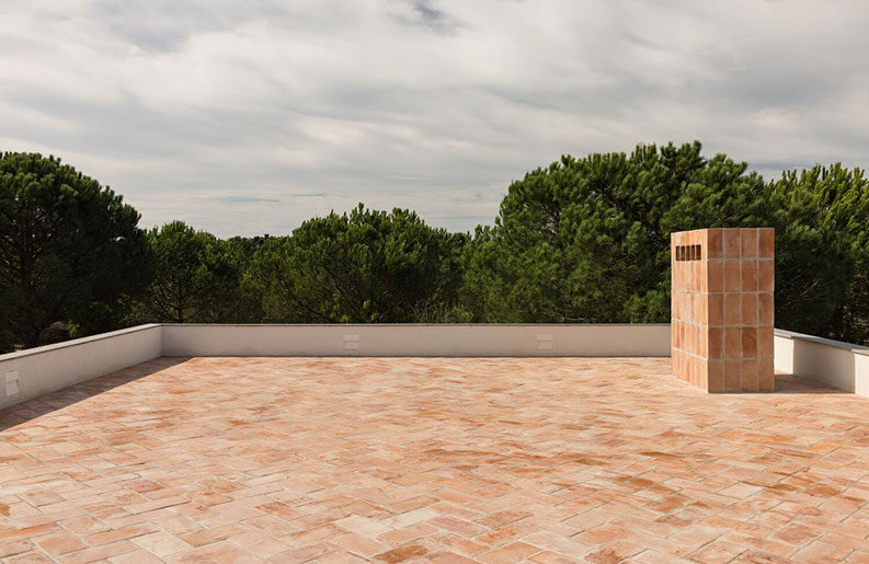 Casa HD by Desvão Atelier