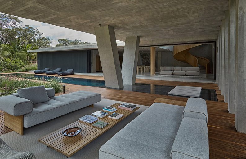 Casa Haras by Cinco Sólidos