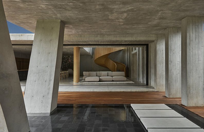 Casa Haras by Cinco Sólidos