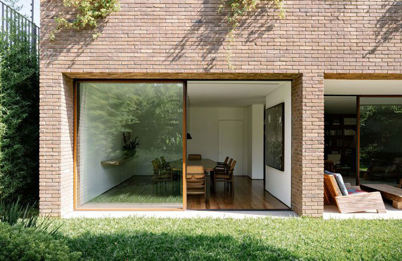 Casa Ibsen by Felipe Hess Arquitetos