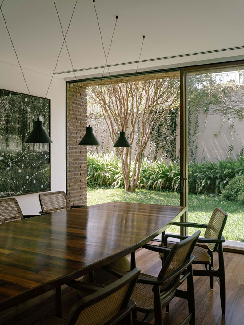 Casa Ibsen by Felipe Hess Arquitetos