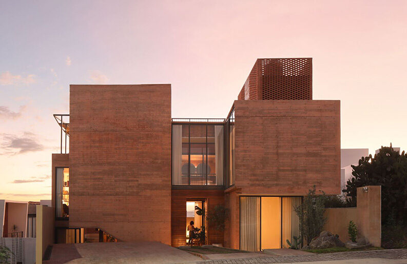 Casa Juriquilla by Estudio Mero