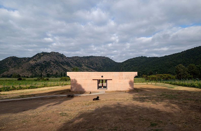 Casa LIMA by Pezo von Ellrichshausen