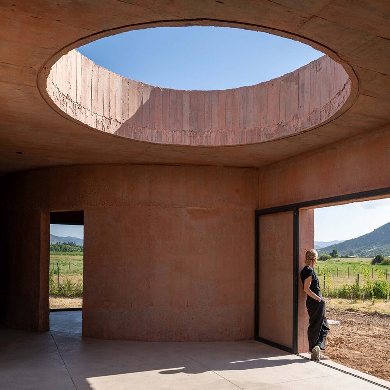 Casa LIMA by Pezo von Ellrichshausen