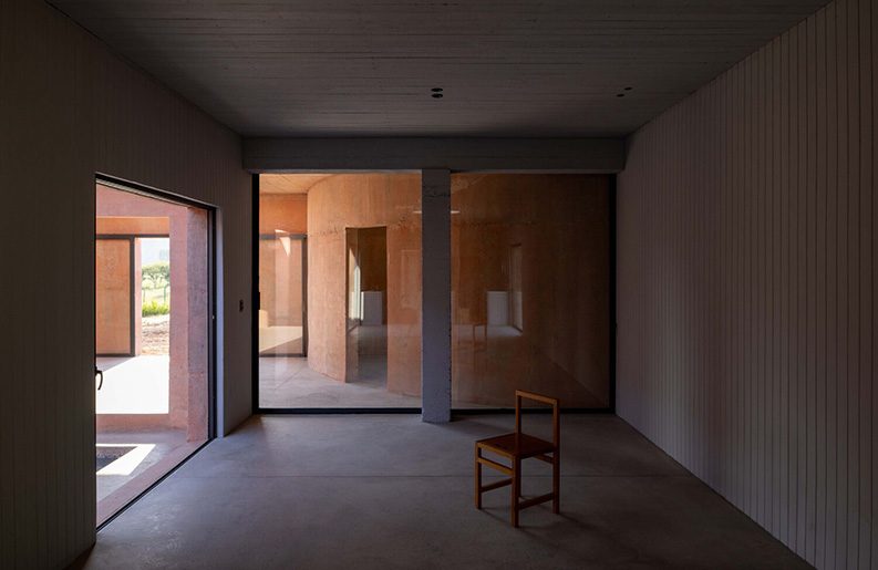 Casa LIMA by Pezo von Ellrichshausen