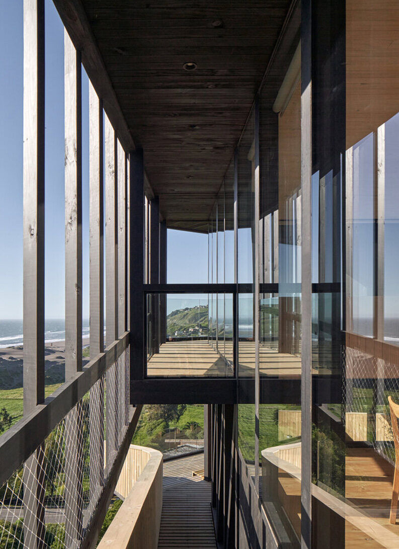 Casa La Negrilla by Croxatto y Opazo Arquitectos