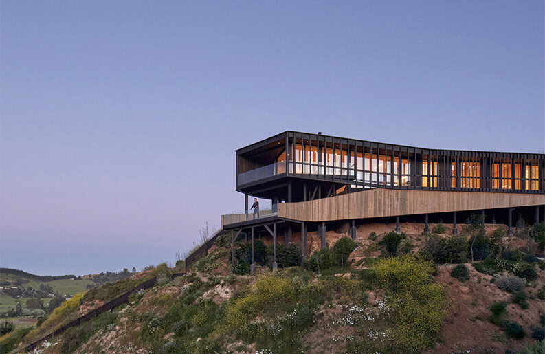 Casa La Negrilla by Croxatto y Opazo Arquitectos