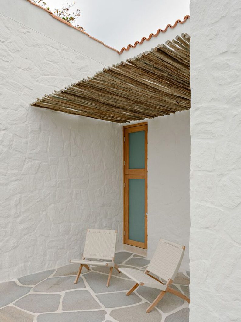 Casa Laranjeiras by Felipe Hess Arquitetos