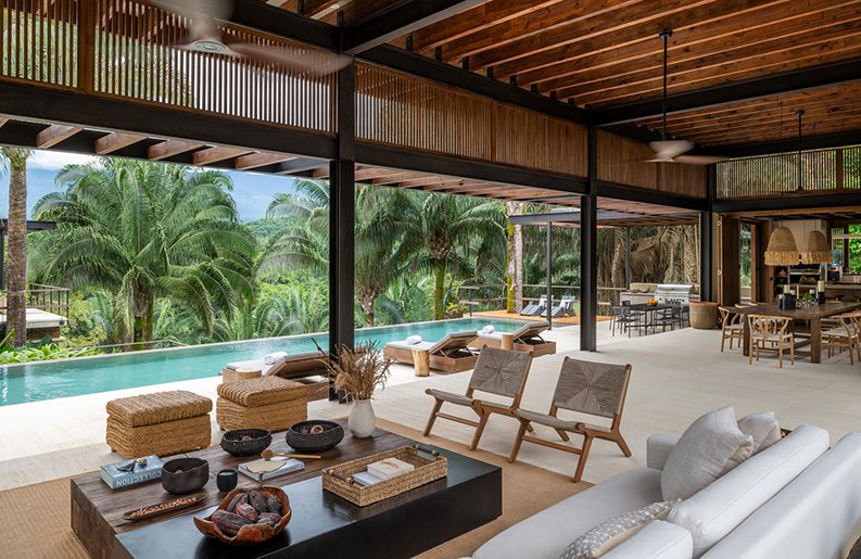 Casa Leon Anapoima by Alberto Burckhardt