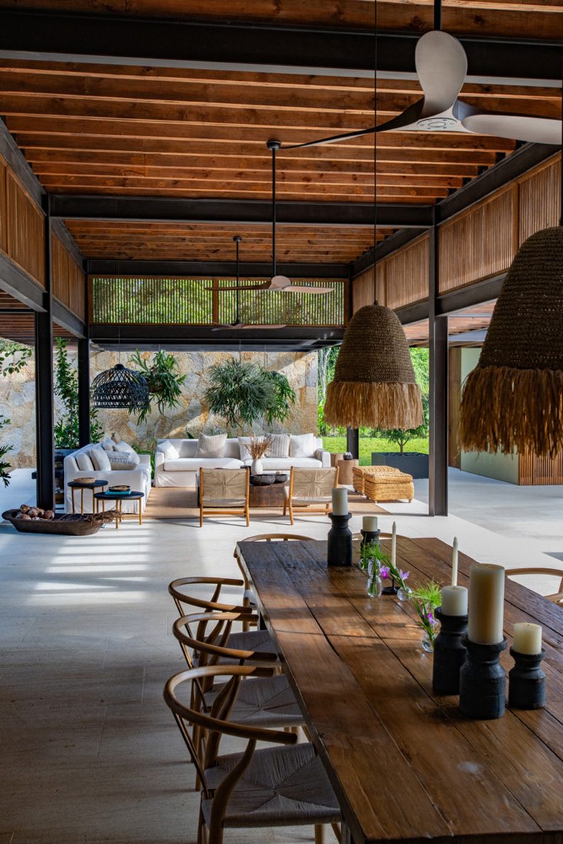 Casa Leon Anapoima by Alberto Burckhardt