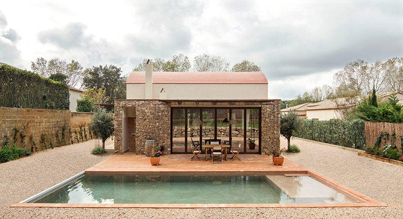 Casa Les Barraques by Arc Studi Arquitectura