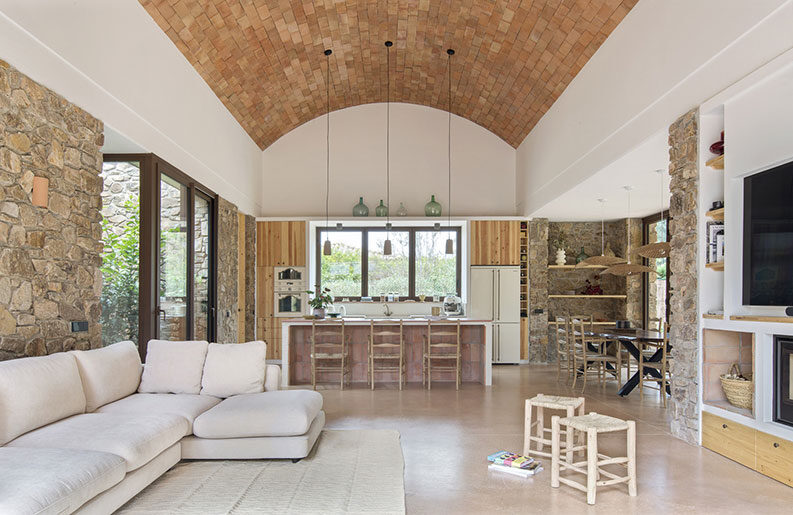 Casa Les Barraques by Arc Studi Arquitectura