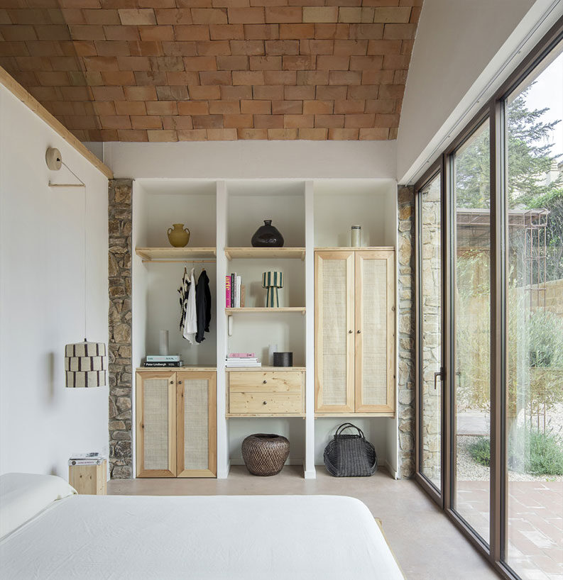 Casa Les Barraques by Arc Studi Arquitectura